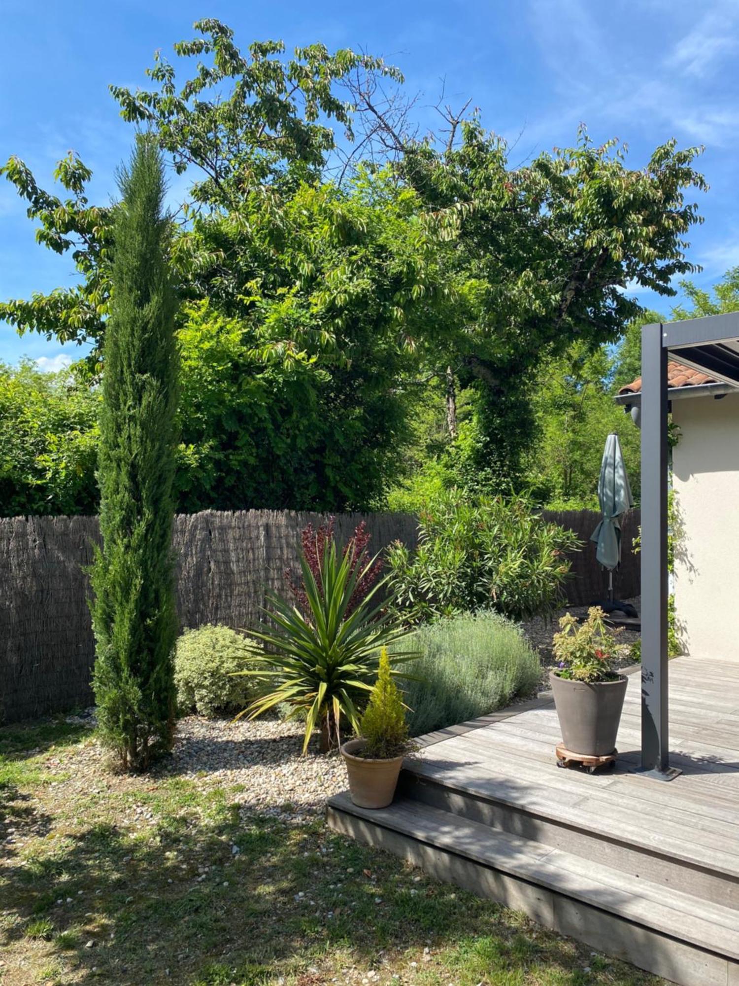 La Petite Caserne - Gite 4 Etoiles - Pont-de-Labeaume Exterior foto